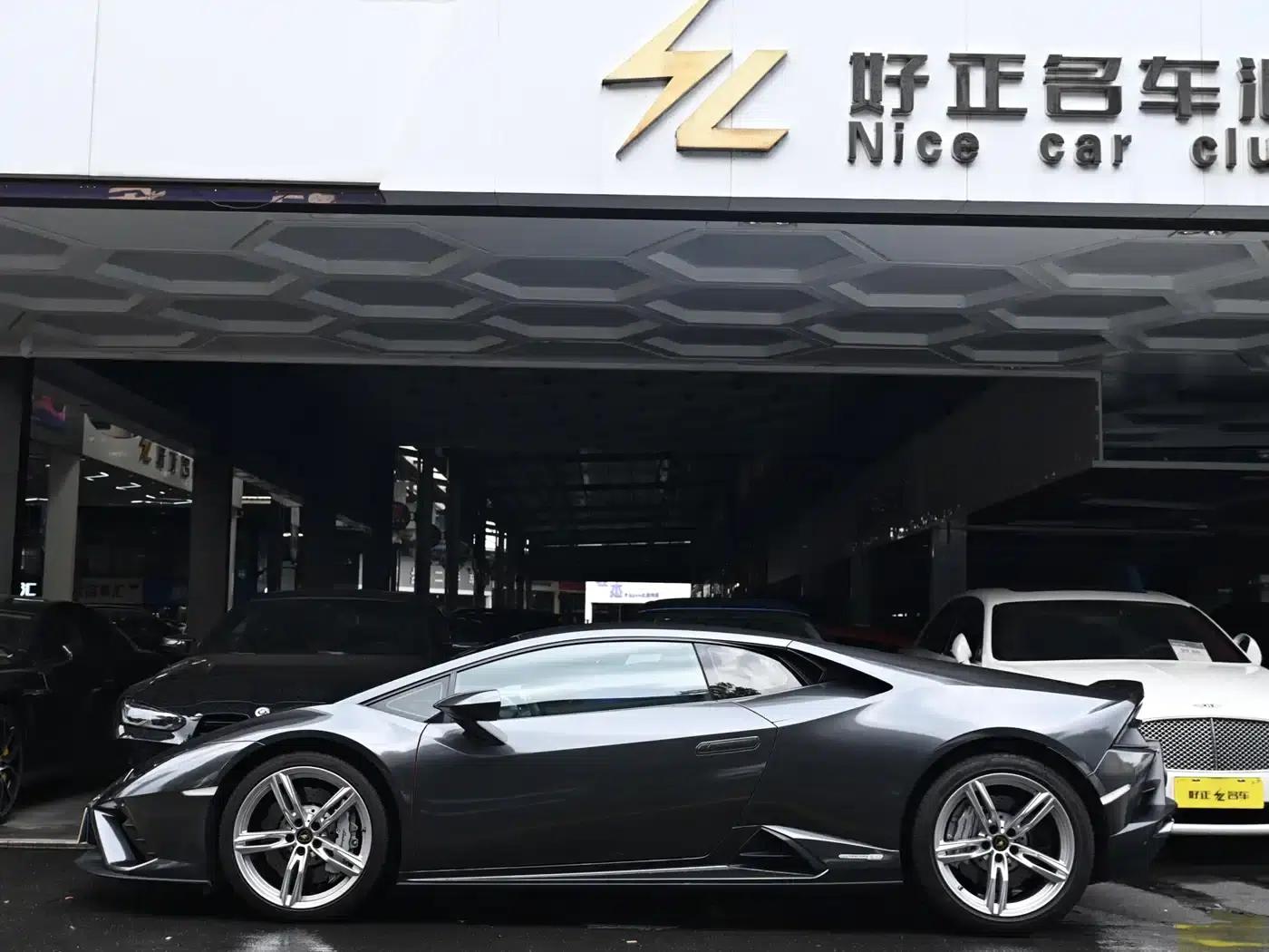 Huracán 2020 Huracán EVO RWD — миниатюра 2
