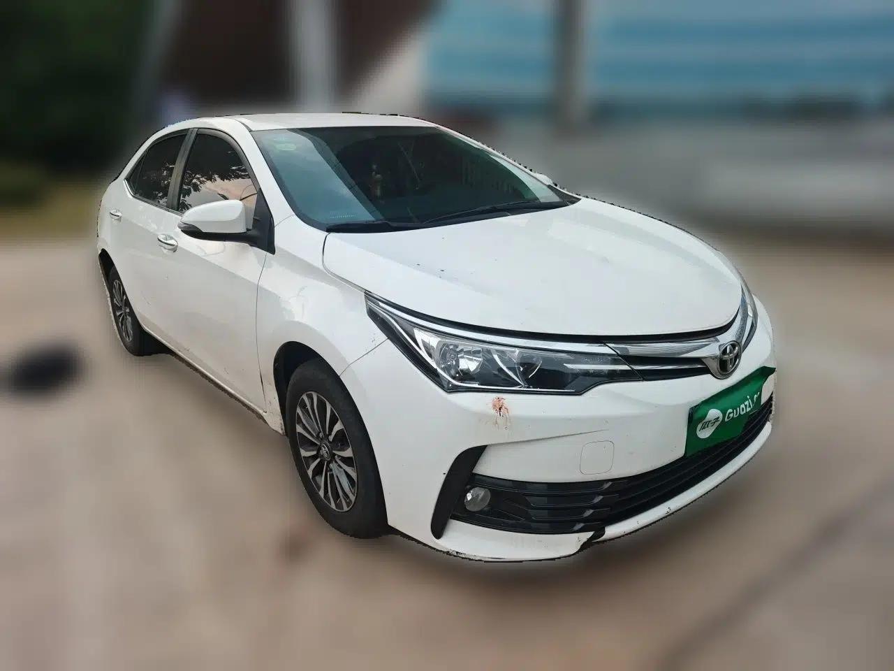 Toyota Corolla 2017 Revised Version 1.2T S-CVT GL — миниатюра 3