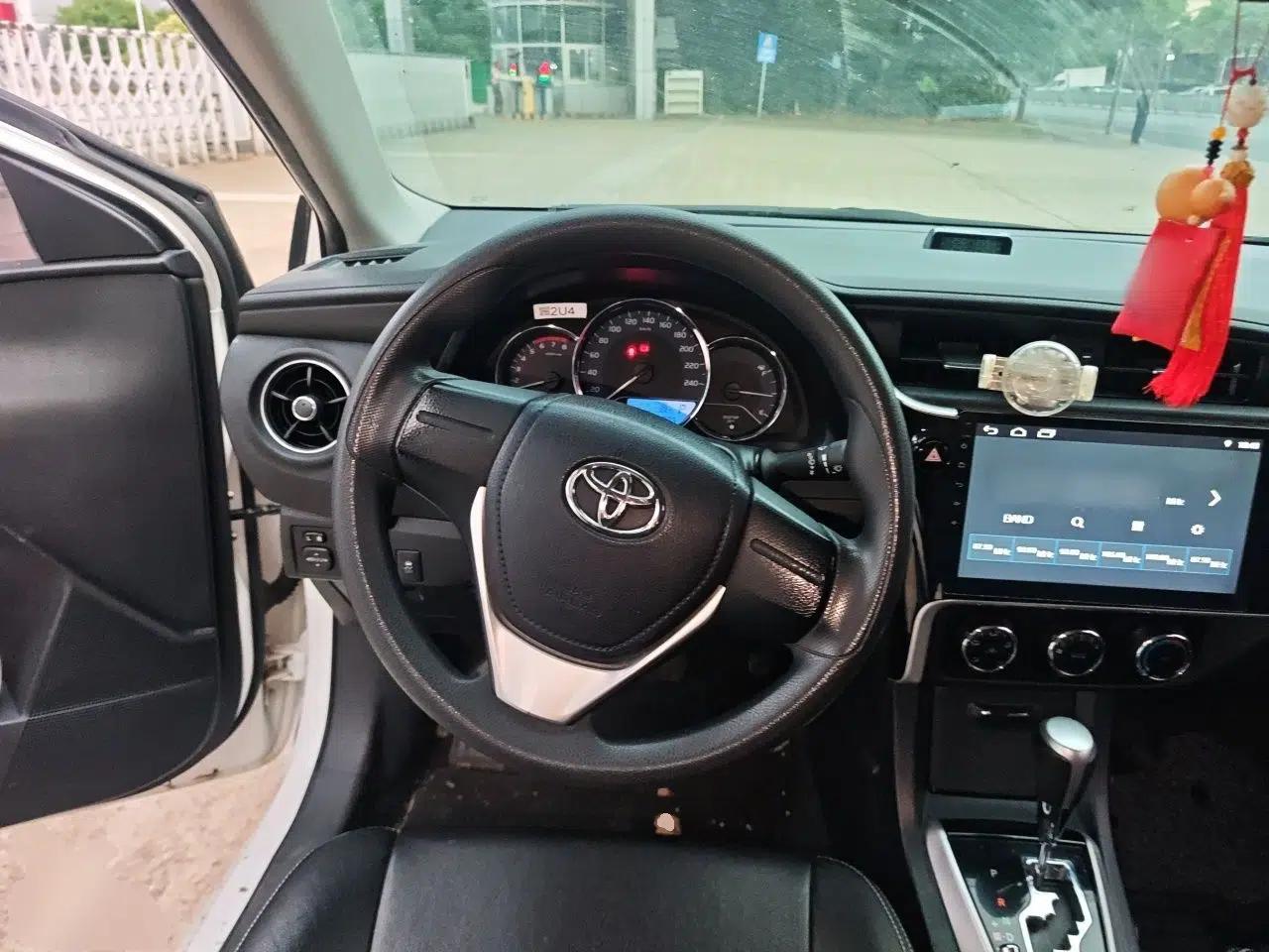 Toyota Corolla 2017 Revised Version 1.2T S-CVT GL — миниатюра 10