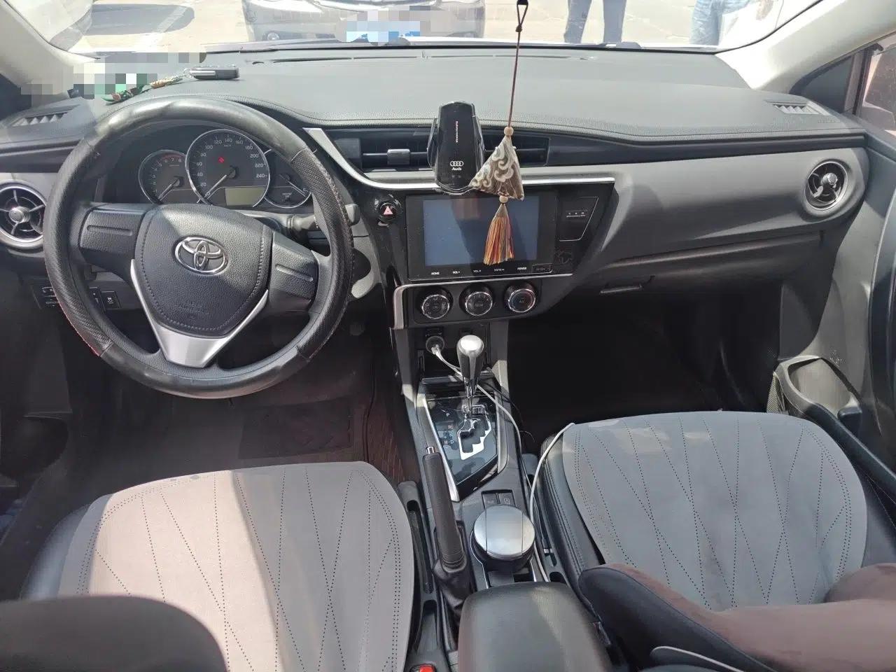 Toyota Corolla 2017 Revised Version 1.2T S-CVT GL — миниатюра 9