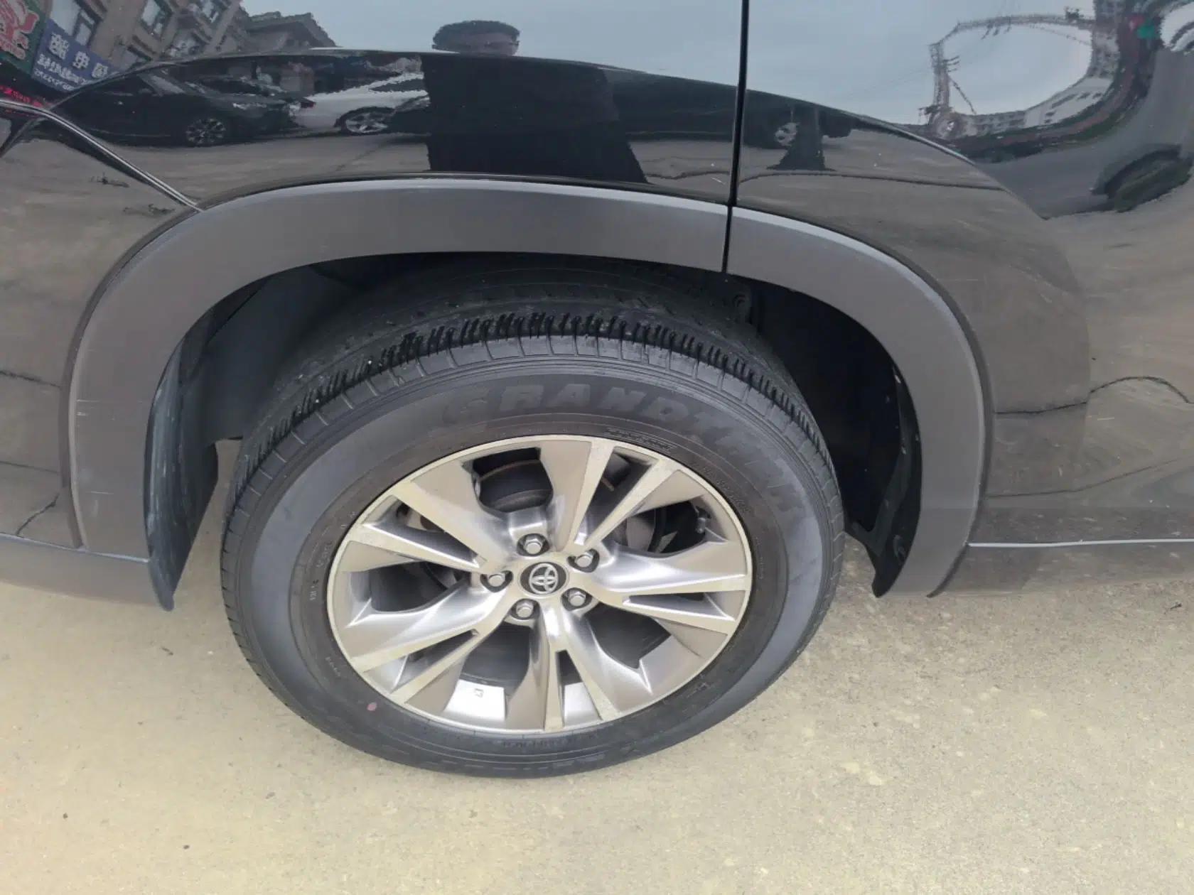 Toyota Highlander 2018 2.0T Two-Wheel Drive Elite Version 5 Seats China VI Standard — миниатюра 11