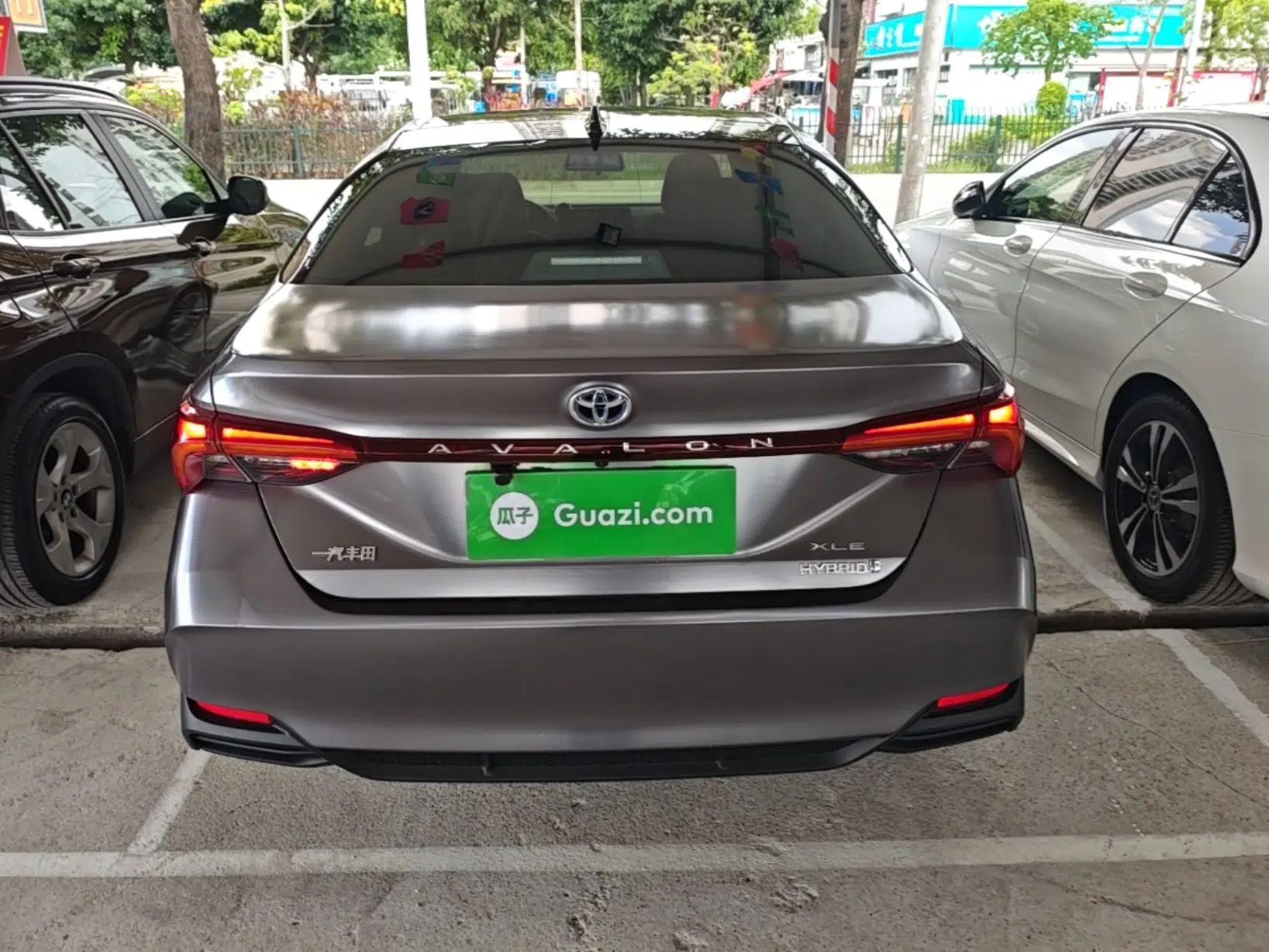 Toyota Avalon 2019 Dual-Engine 2.5L XLE Prestige Version China VI Standard — миниатюра 5