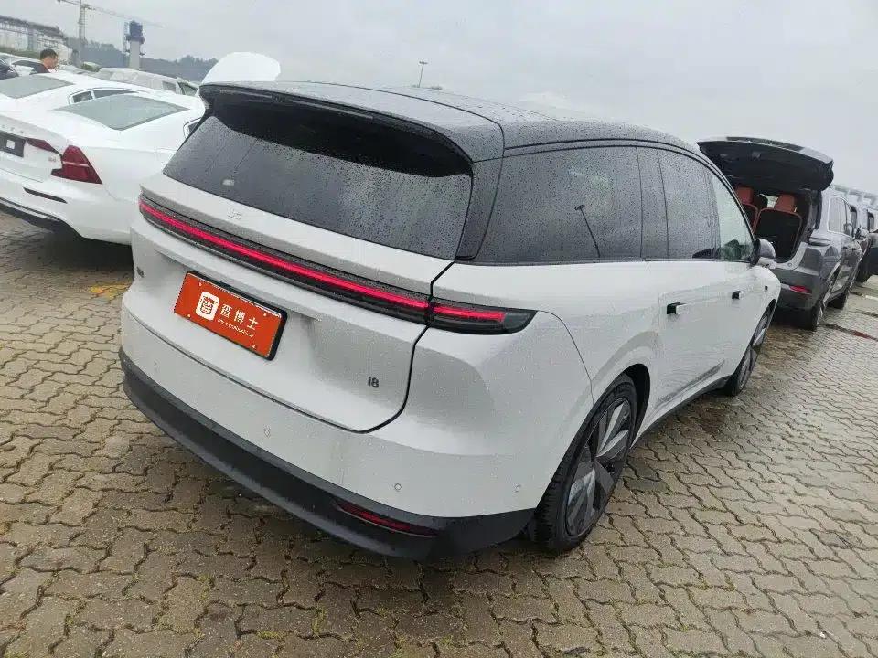 Li Auto i8 2025 Standard Edition — миниатюра 2