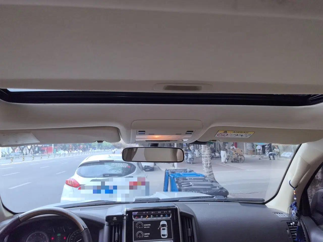 Toyota Land Cruiser 2016 4.0L Automatic GX-R — миниатюра 18