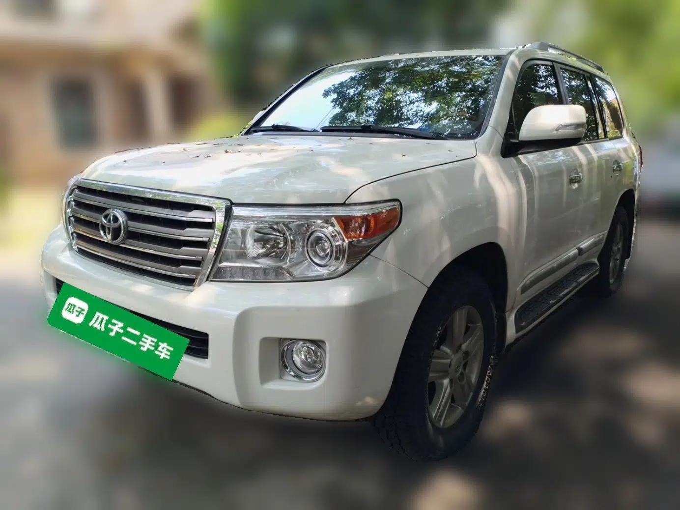 Toyota Land Cruiser — миниатюра 1