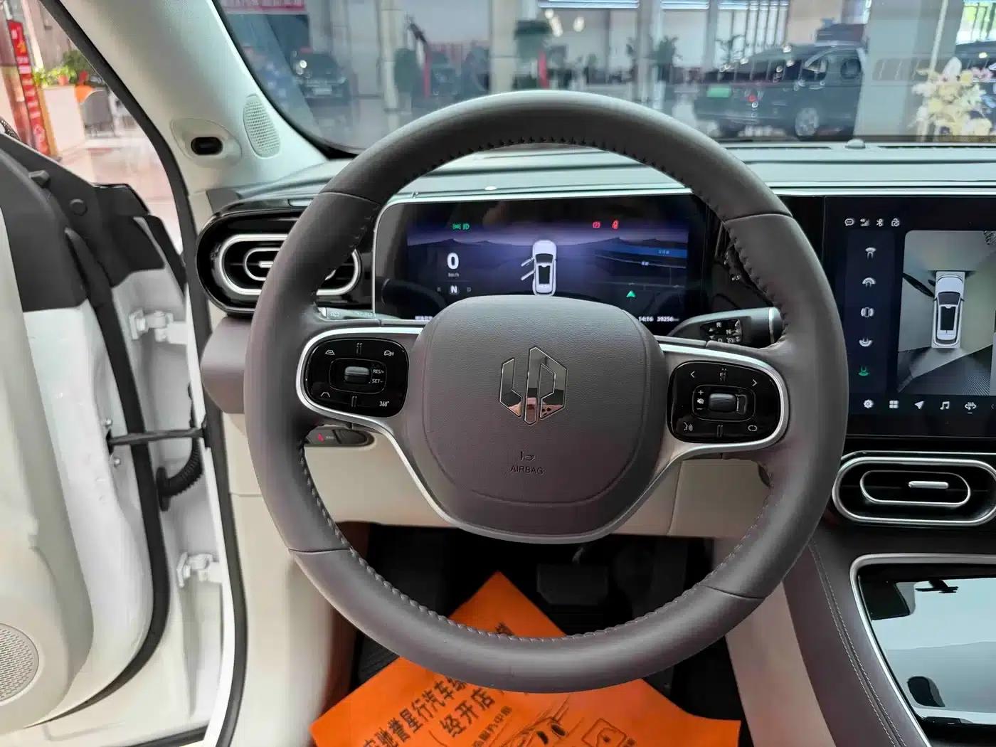 Leapmotor C11 2023 Range Extended 285 Comfort Edition — миниатюра 12