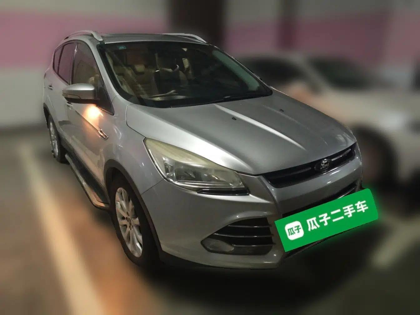 Ford Kuga 2013 2.0L GTDi Four-Wheel-Drive Elite Model — миниатюра 3