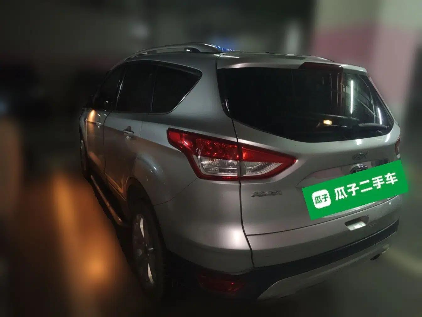 Ford Kuga 2013 2.0L GTDi Four-Wheel-Drive Elite Model — миниатюра 4
