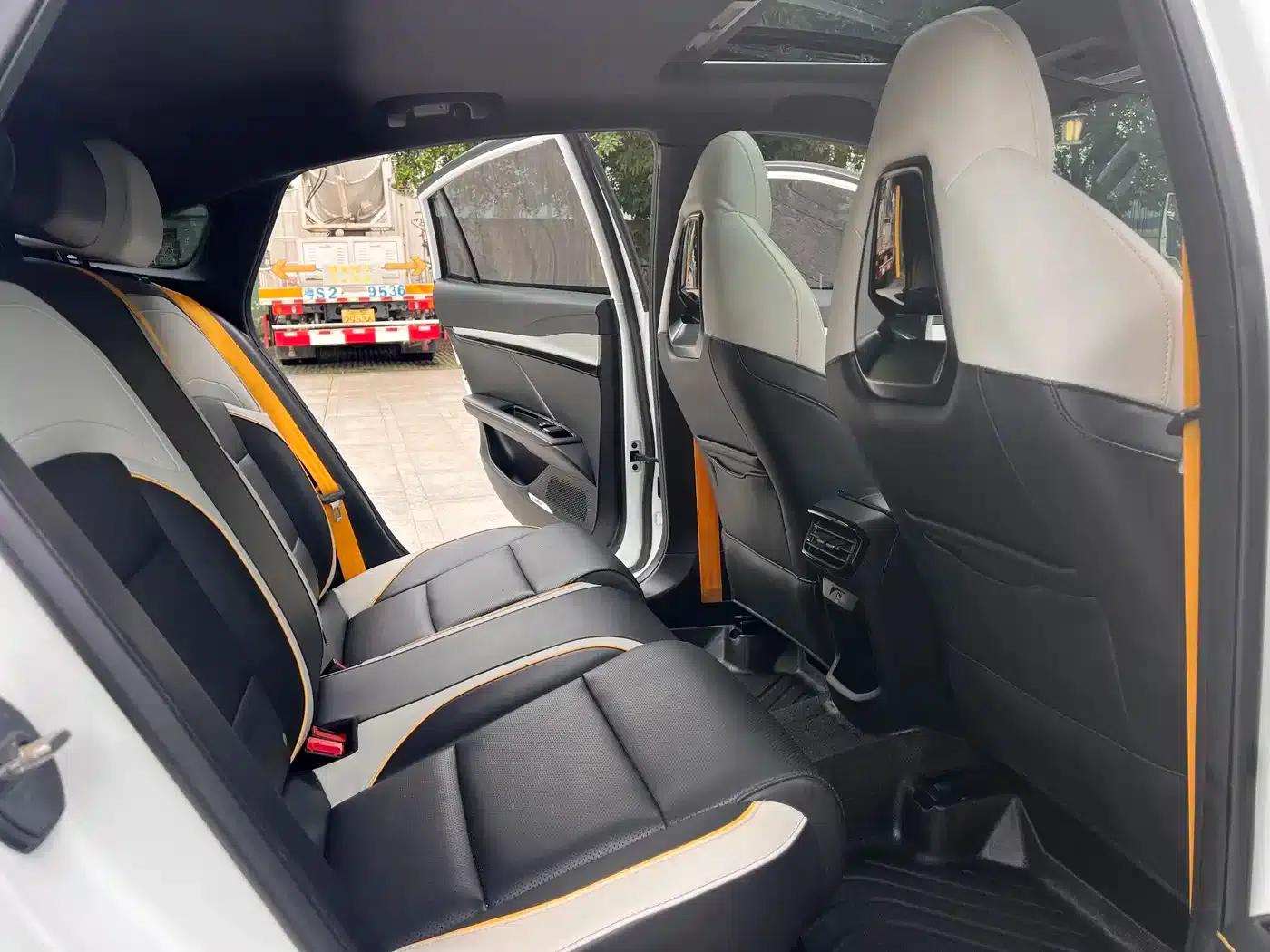 MG5 Scorpio 2022 1.5T Trophy Sport Luxury Edition — миниатюра 8