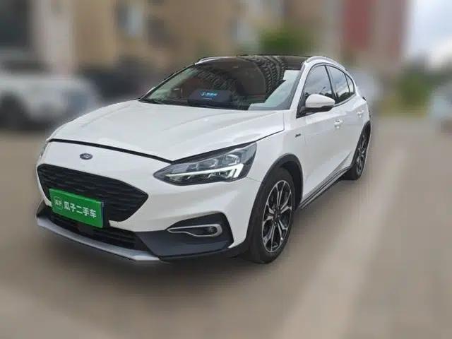 Ford Focus Active 2020 EcoBoost 180 Automatic Titanium Edition