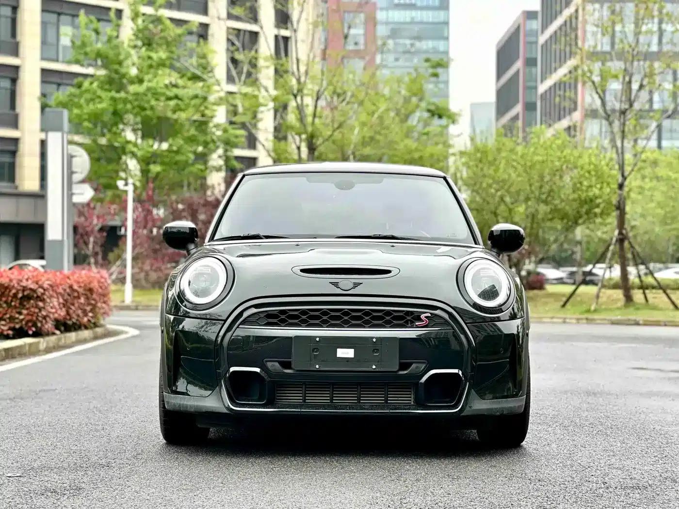 MINI 2023 2.0T COOPER S Artist — миниатюра 2