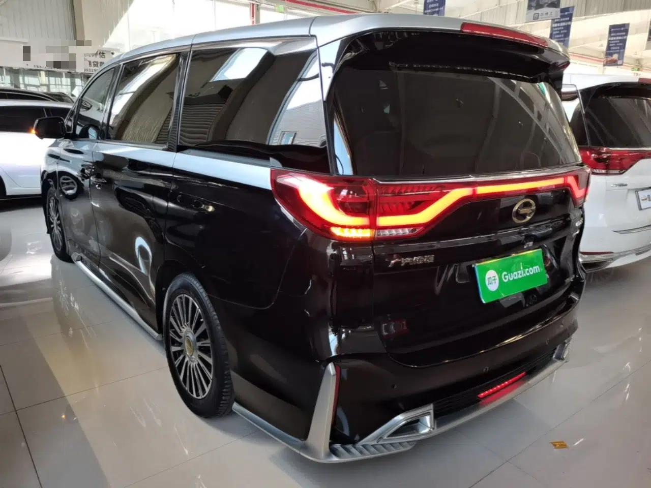 GAC Trumpchi M8 2021 Master Series 390T Four-Seat Glory Edition — миниатюра 4