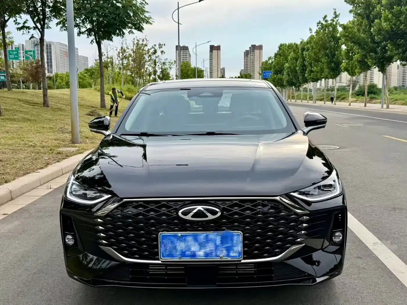 Chery Arrizo 8 PRO 2025 1.6T DCT Luxury+ — миниатюра 2