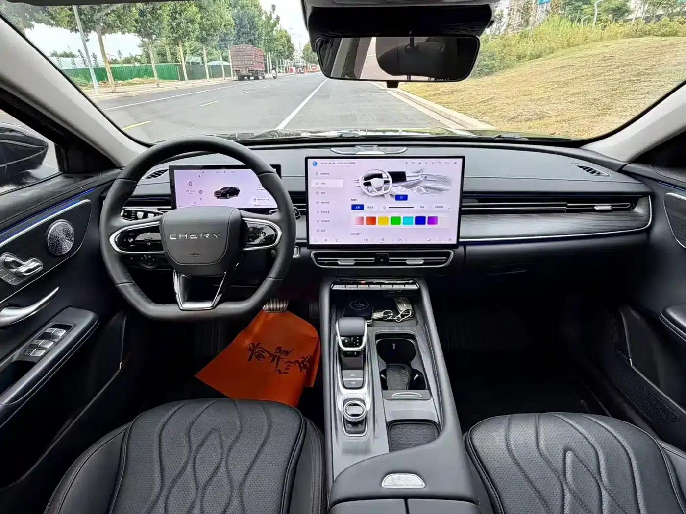 Chery Arrizo 8 PRO 2025 1.6T DCT Luxury+ — миниатюра 6