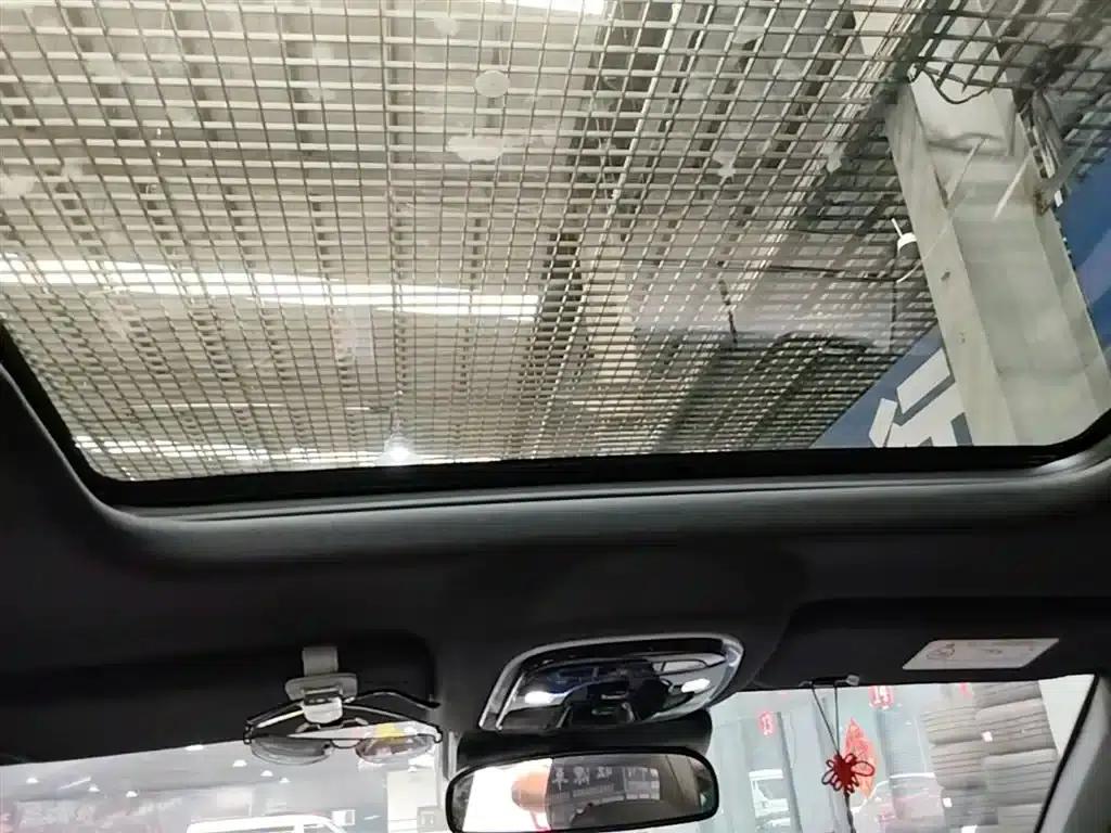 Chery Tiggo 8 PLUS C-DM 2025 1.5T 116km/h Premium 5-seater — миниатюра 18