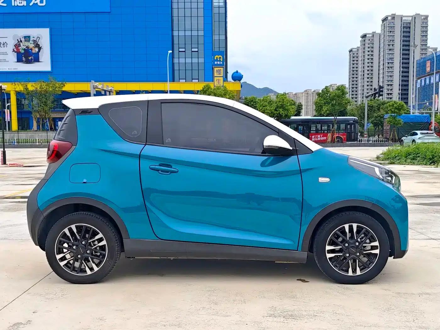 Little Ant 2022 Facelift, Sweet Pink Version, Lithium Iron Phosphate, 30.7kWh, 30kW, 301km/h — миниатюра 6