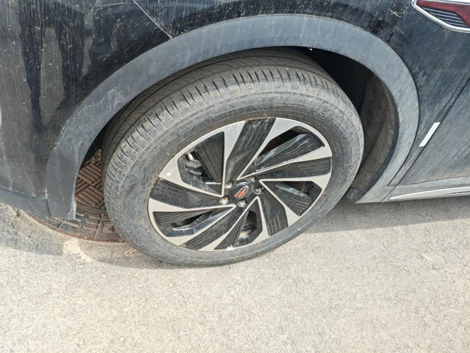 Hongqi HS7 PHEV 2024 2.0T PHEV Four-Wheel Drive Flagship Edition 7 Seats — миниатюра 15