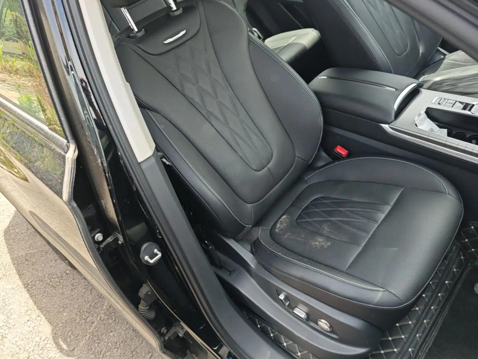 Hongqi HS7 PHEV 2024 2.0T PHEV Four-Wheel Drive Flagship Edition 7 Seats — миниатюра 24