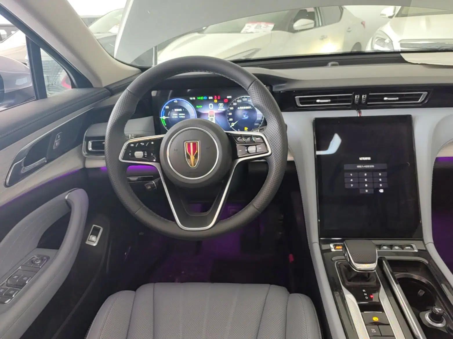 Hongqi H5 PHEV 2025 170 Super Hybrid Version — миниатюра 18
