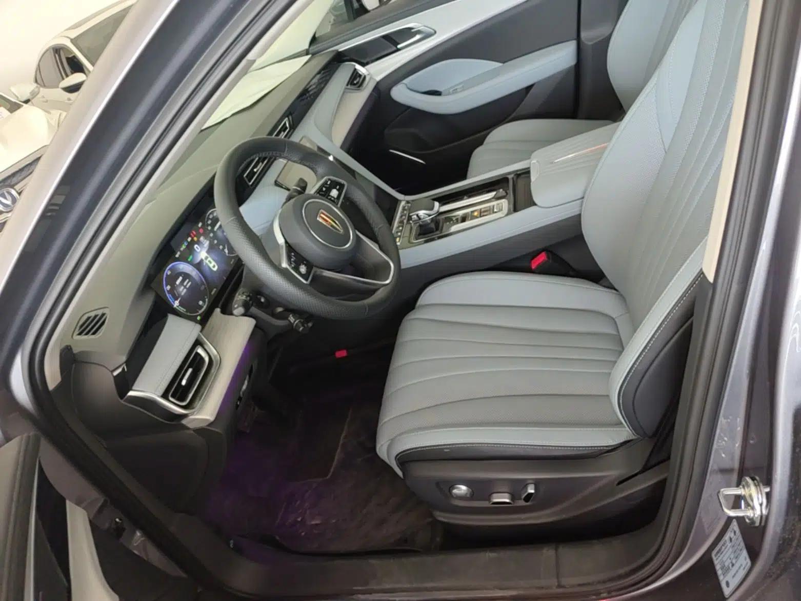 Hongqi H5 PHEV 2025 170 Super Hybrid Version — миниатюра 22