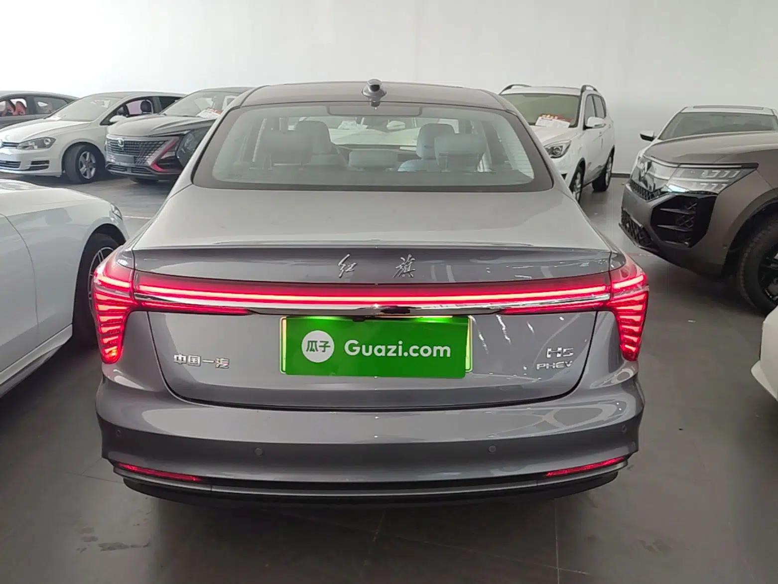 Hongqi H5 PHEV 2025 170 Super Hybrid Version — миниатюра 5