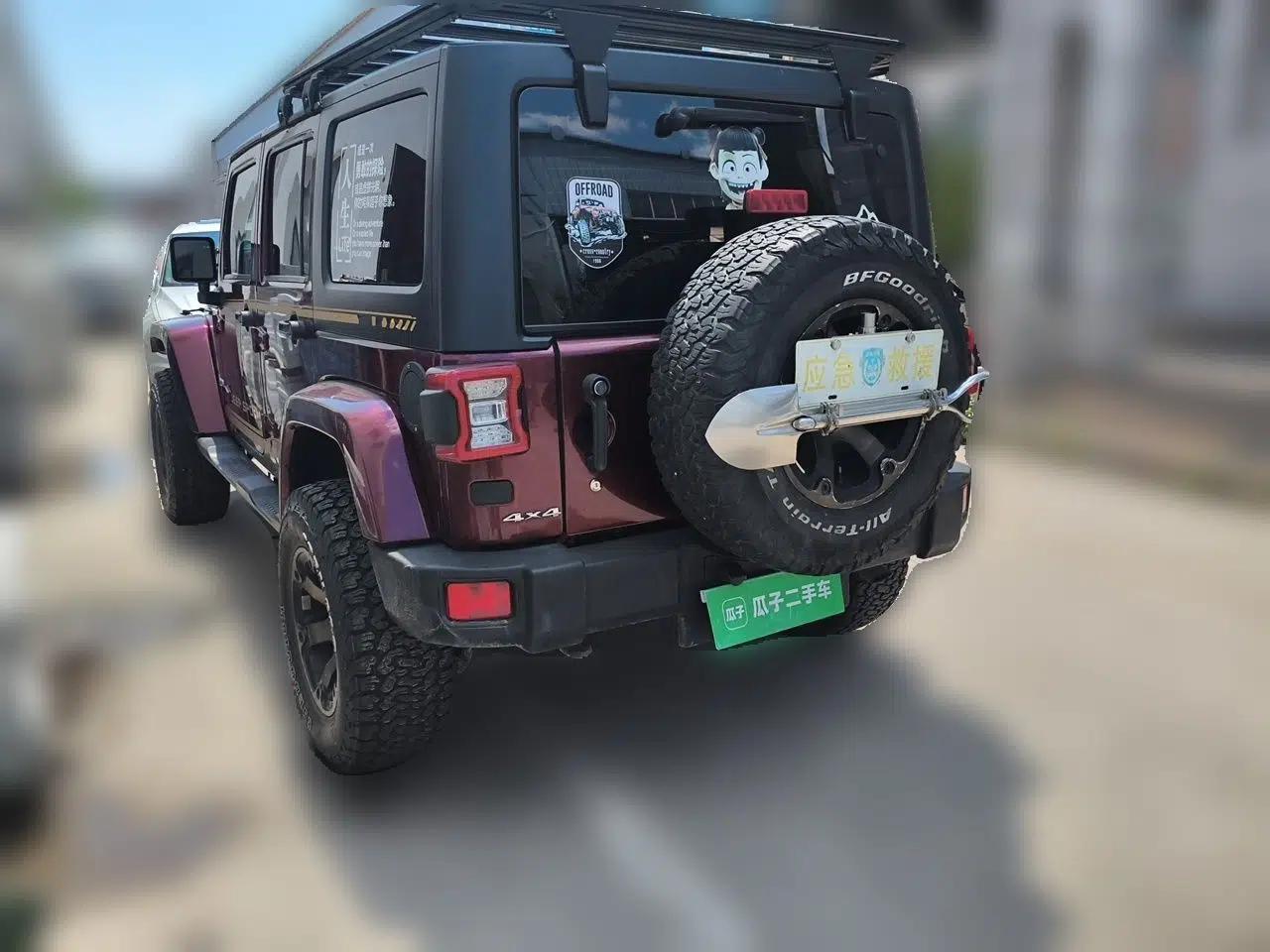 Jeep Wrangler 2015 3.0L Sahara Four-Door Edition — миниатюра 4