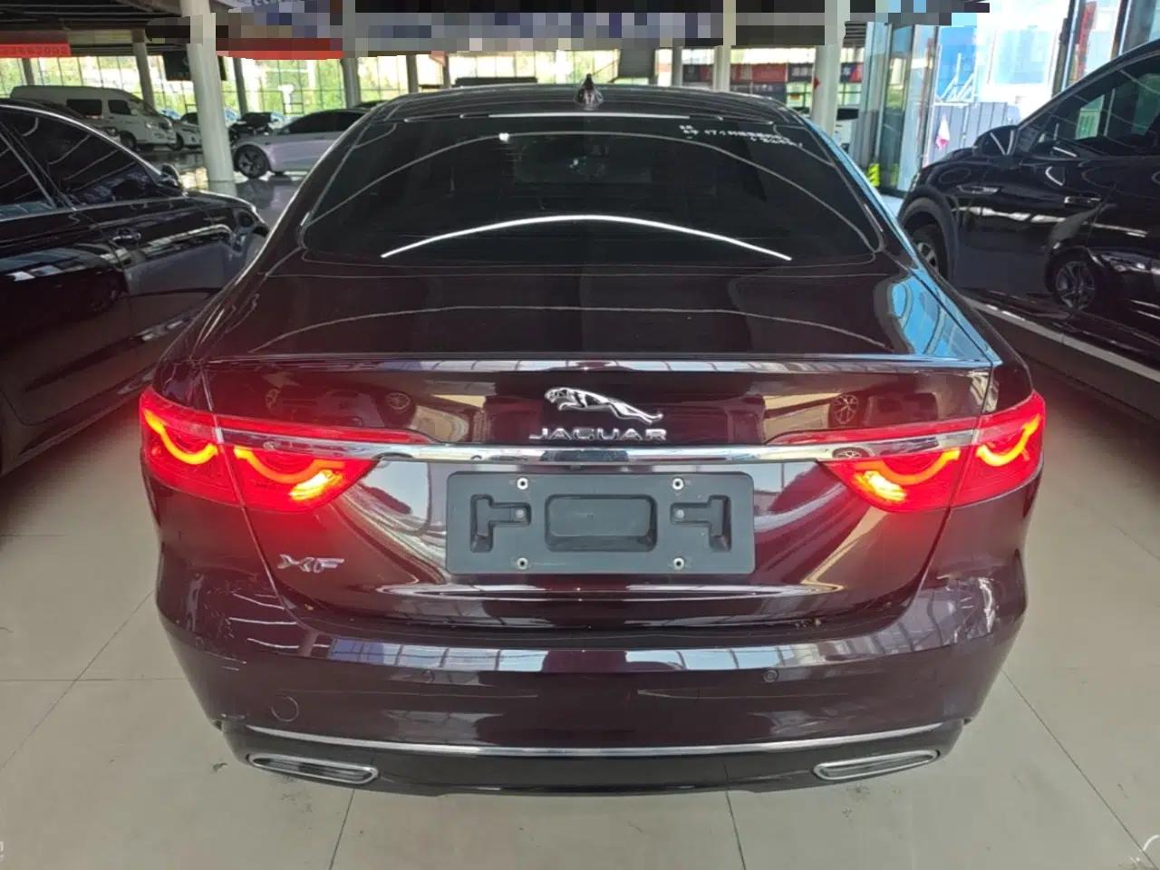 Jaguar XFL 2019 XFL 2.0T 200 PS Two-Wheel-Drive Elite Edition — миниатюра 5