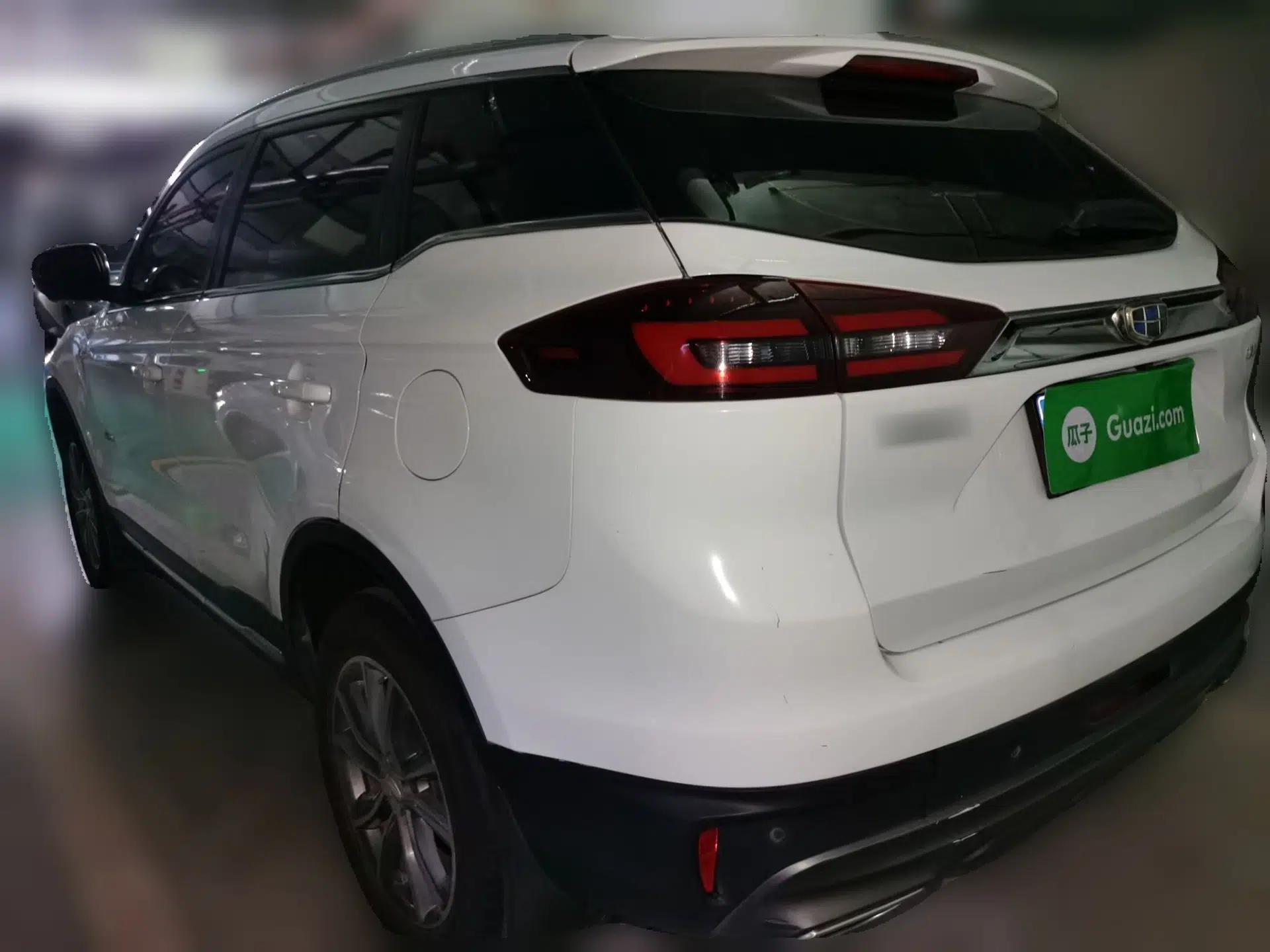 Geely Auto Emgrand X7 Sport 2018 Revised Version 1.8TD Automatic Two-Wheel Drive Smart 4G Connectivity Edition — миниатюра 4