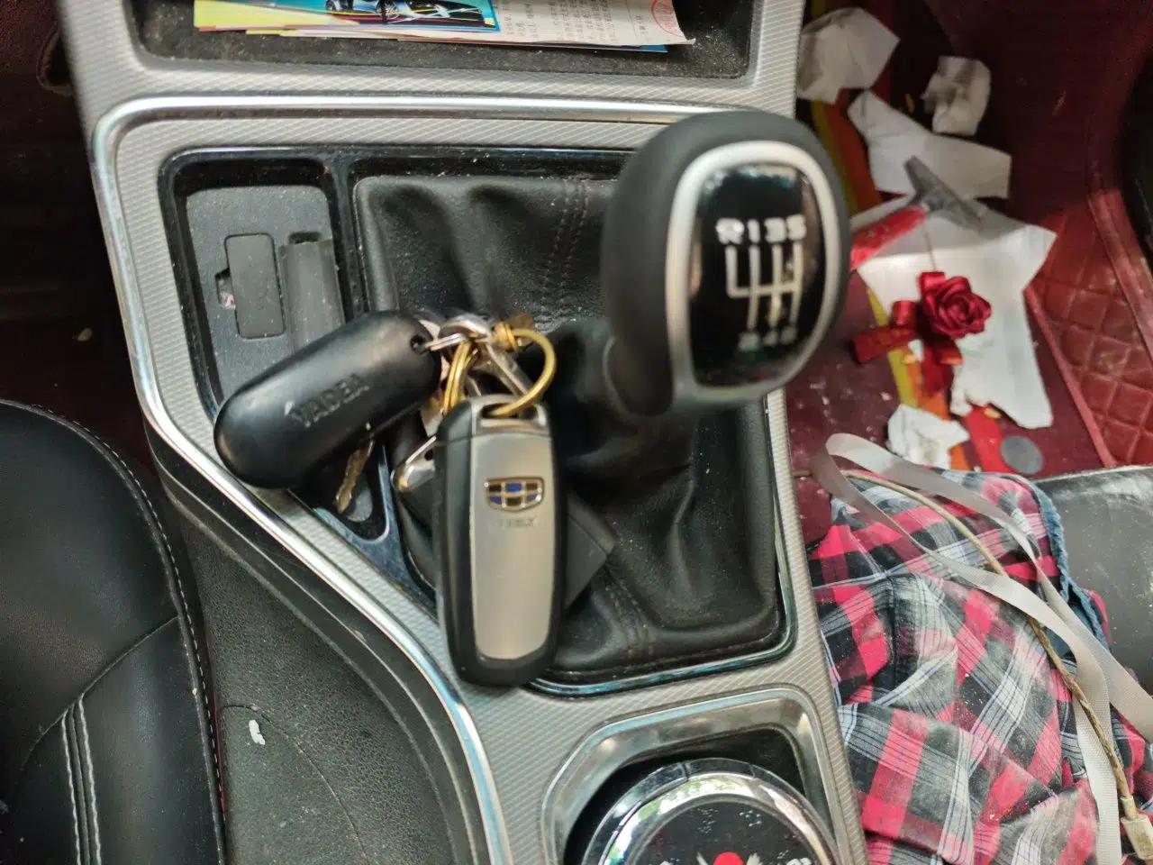 Geely Auto Emgrand GL 2018 1.8L Manual Elite Smart Connectivity Version — миниатюра 14