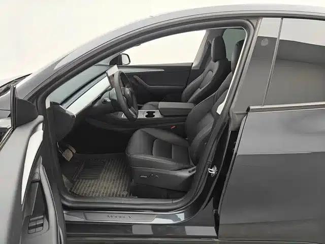 Model Y 2024 Rear-Wheel Drive — миниатюра 8