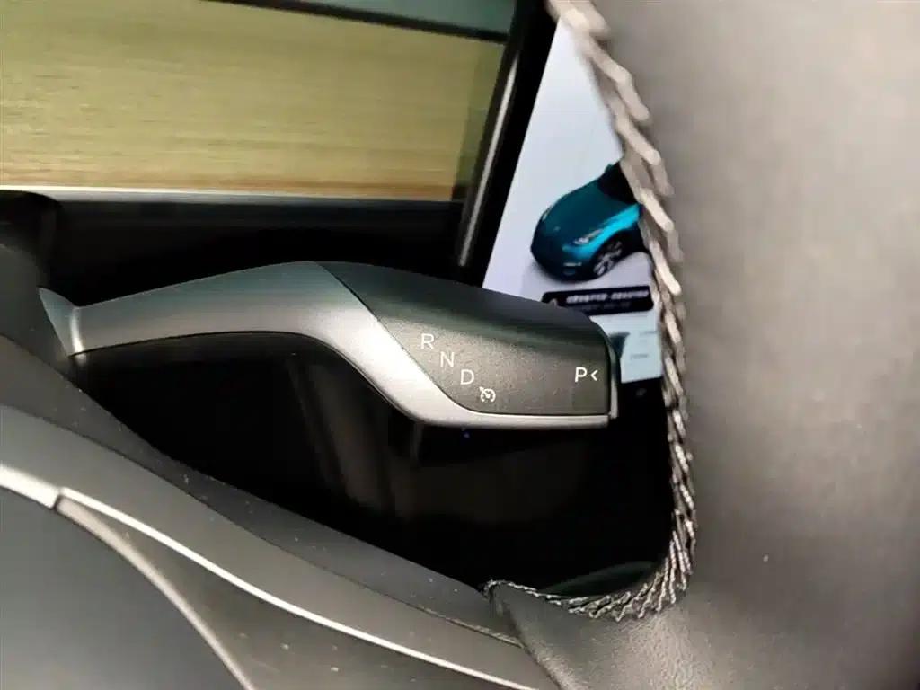 Model Y 2022 Rear-Wheel Drive — миниатюра 14