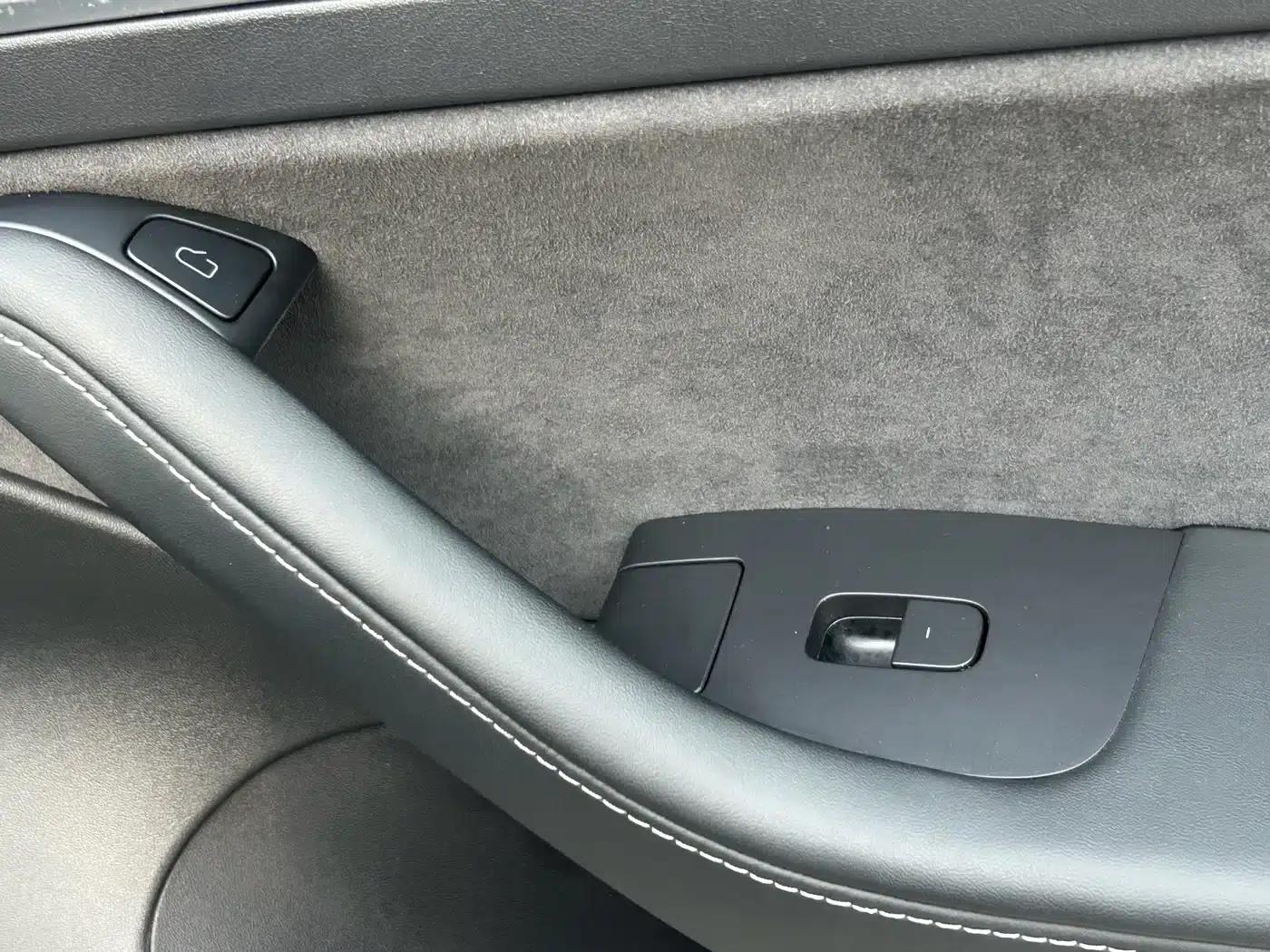 Model 3 2022 Rear-Wheel Drive — миниатюра 8