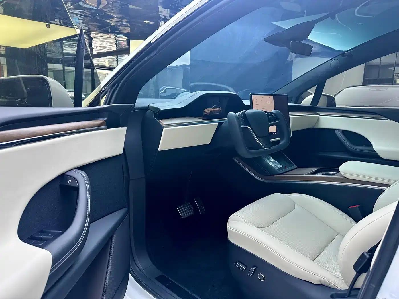 2023 Model X Dual Motor All-Wheel Drive — миниатюра 4