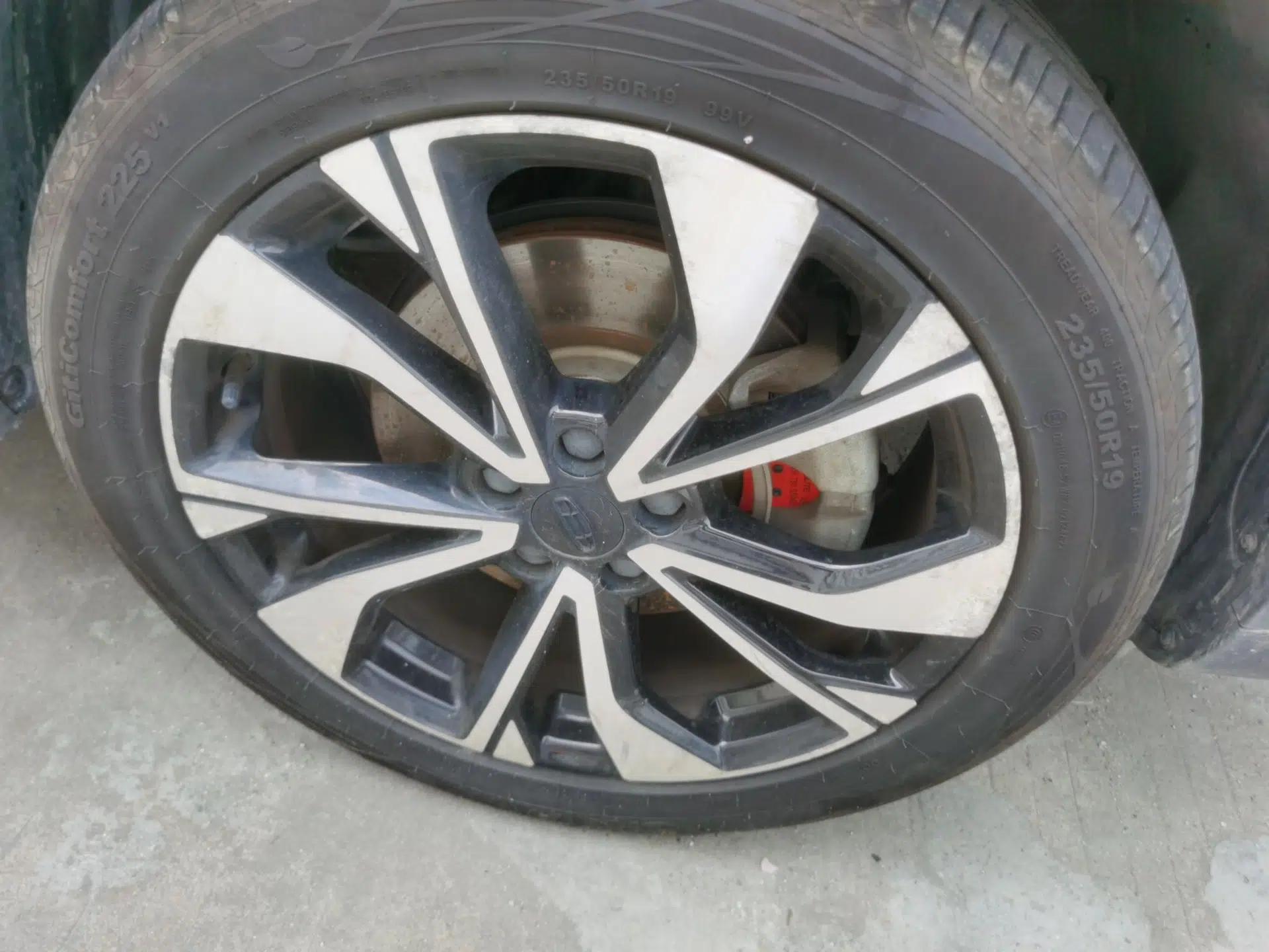 Geely Auto Monjaro S 2021 2.0TD DCT Two-Wheel Drive Lightning Edition — миниатюра 8