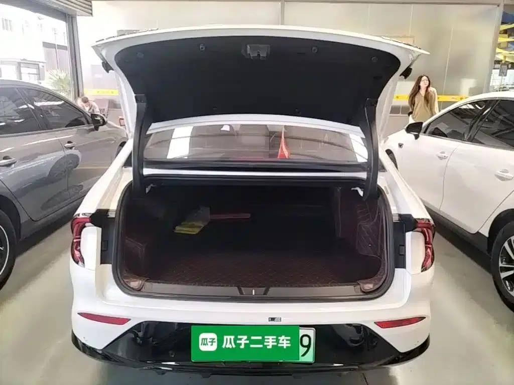 Wuling Xingguang 2025 Model 70km/h Intelligent Standard Edition — миниатюра 19
