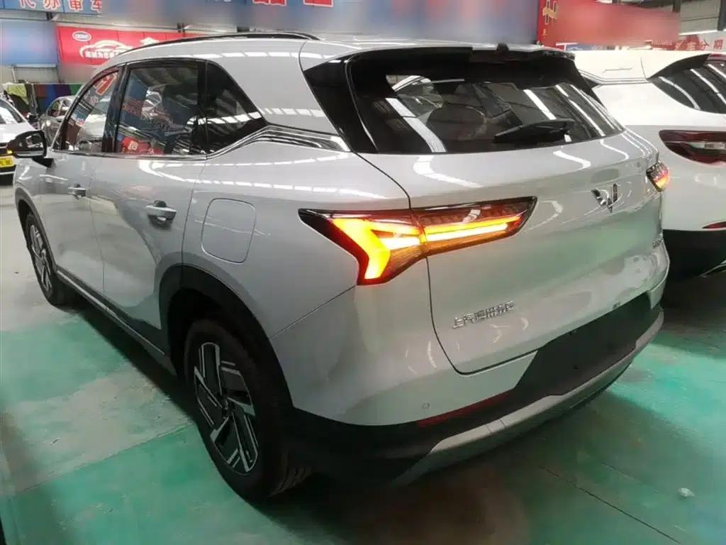 Wuling Xingguang S 2024 Model 130km Flagship Edition — миниатюра 5