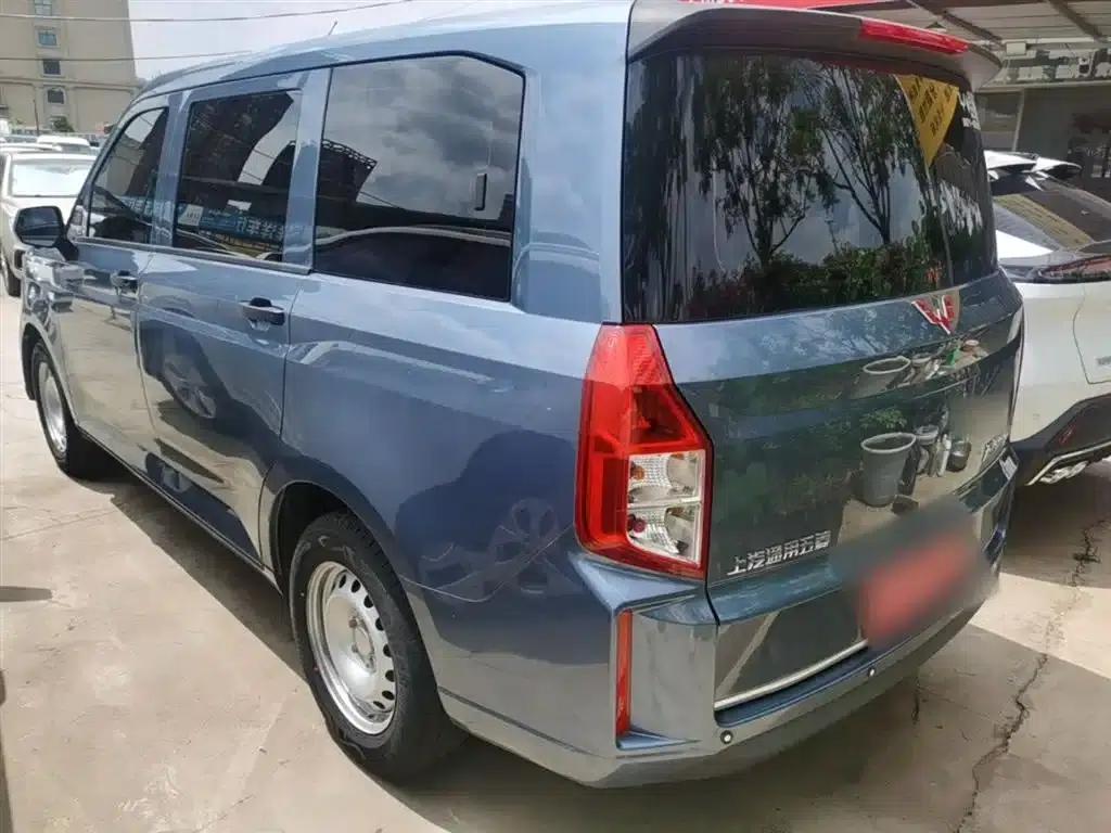 Wuling Hongguang PLUS 2020 1.5L Manual Standard 5-Seater — миниатюра 5
