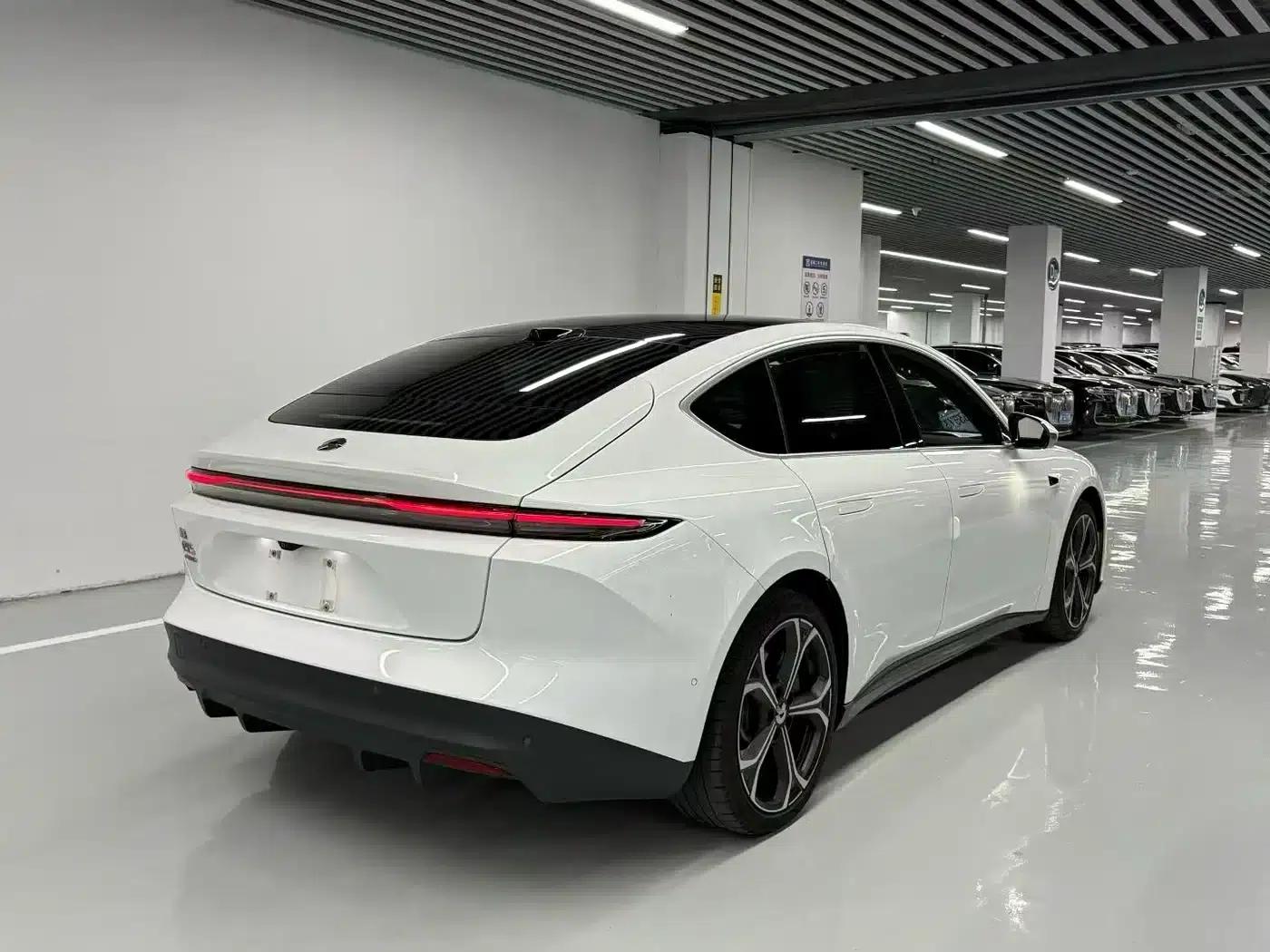 NIO ET5 2022 model 75kWh — миниатюра 7