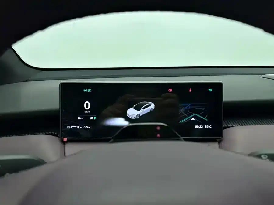 NIO ET5 2022 model 75kWh — миниатюра 8