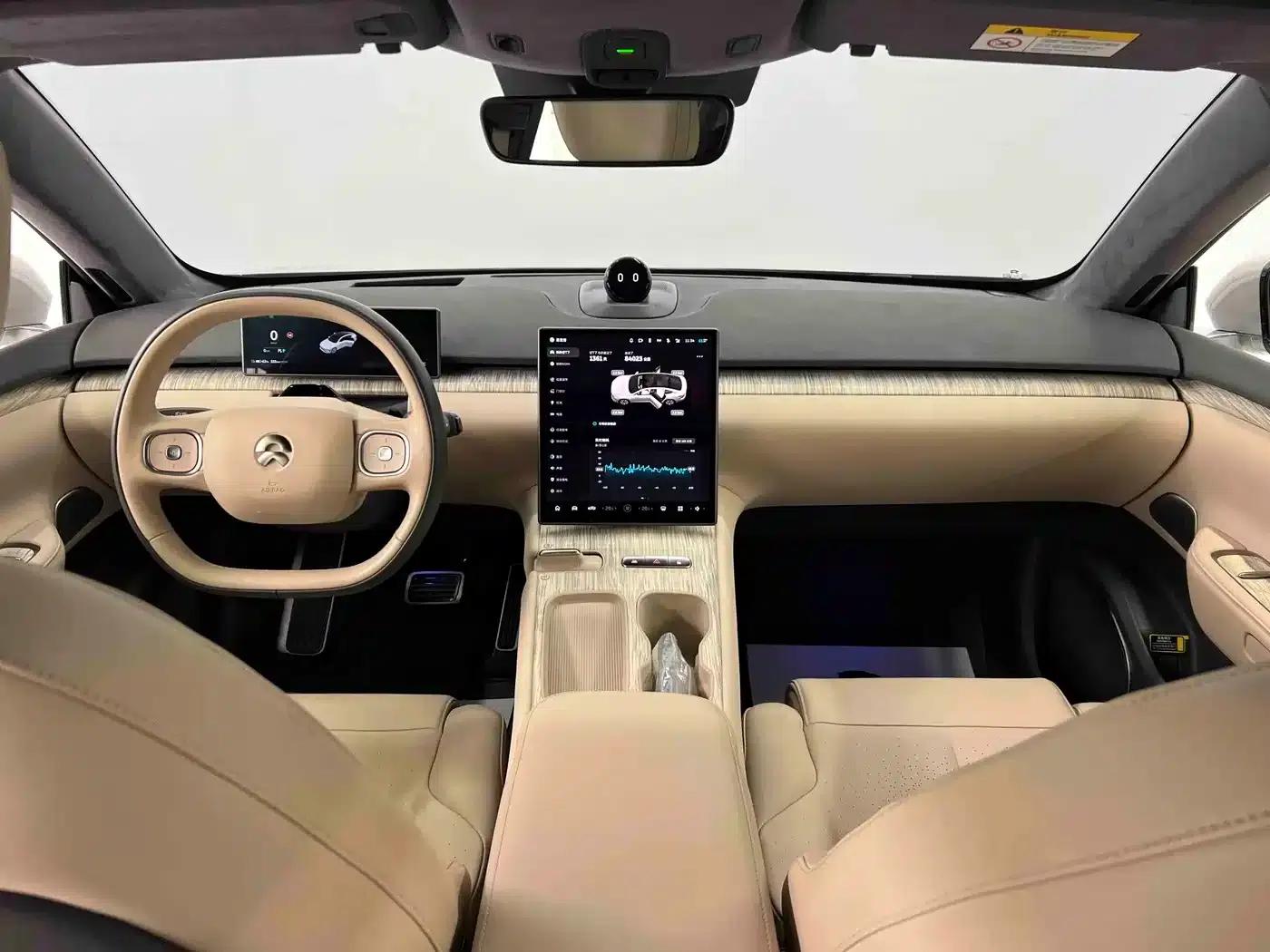 NIO ET7 2022 model 75kWh — миниатюра 8