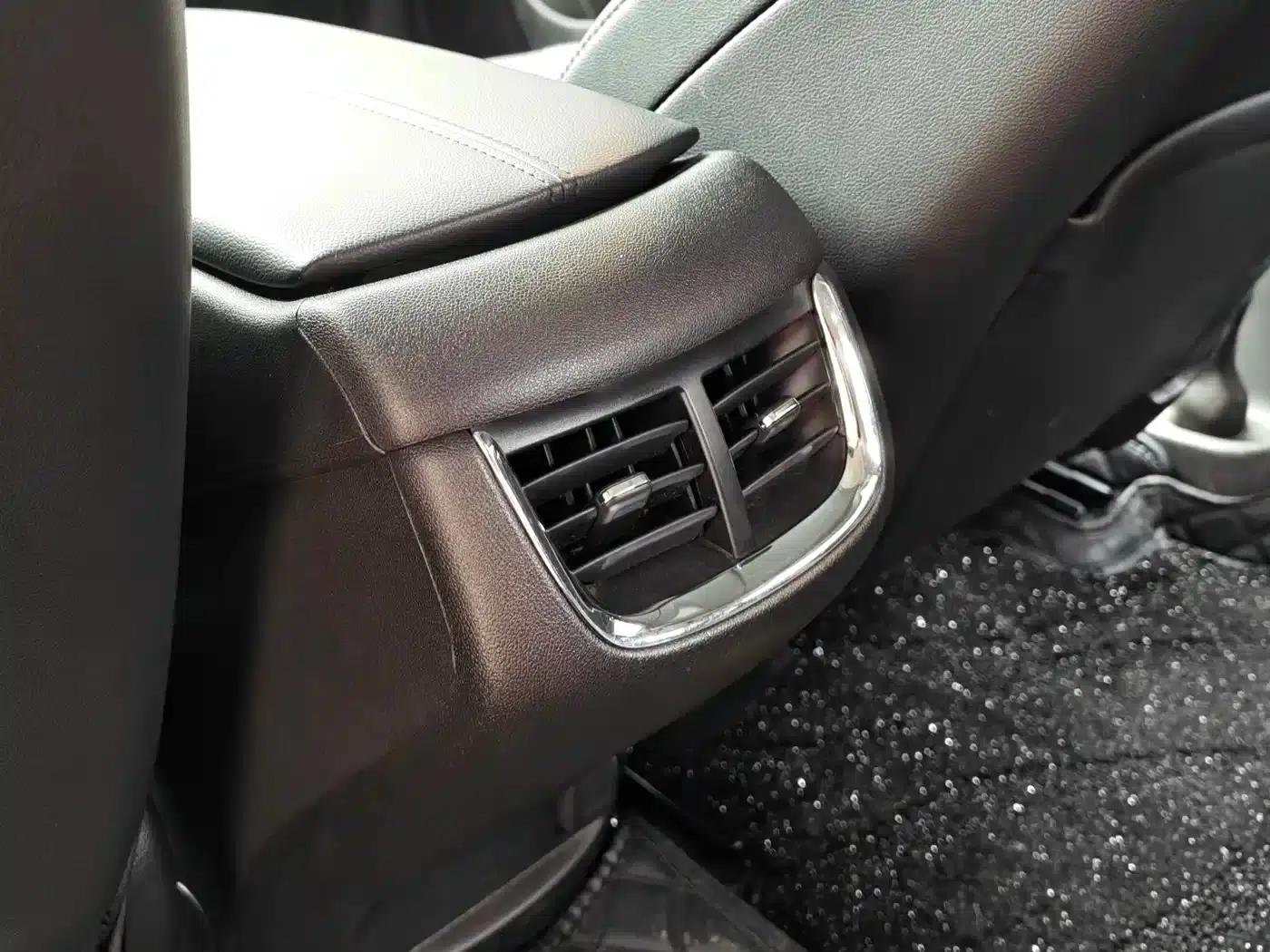 2019 Chevrolet Malibu XL 535T CVT Sporty Edition — миниатюра 13