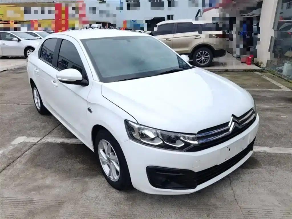 2017 Citroën Elysee 1.6L Manual Fashion Edition — миниатюра 4