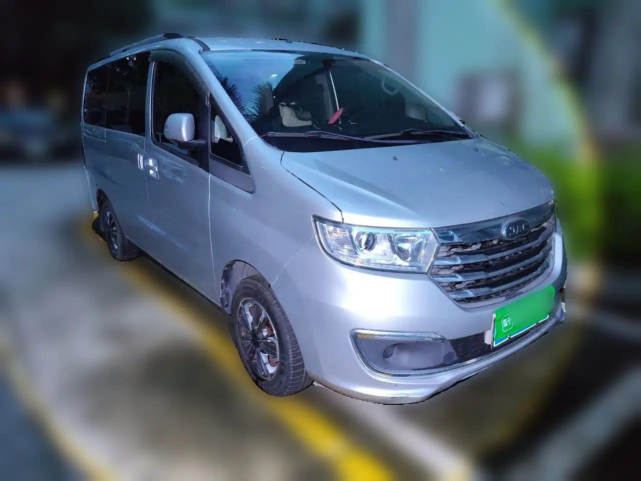 JAC Refine M3 2019 IKEA Edition 1.8L Luxury Smart Model — миниатюра 3