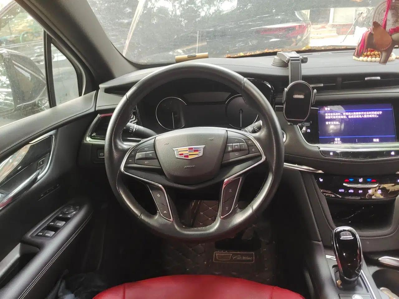 Cadillac XT5 2022 2.0T Two-Wheel Drive Luxury Version — миниатюра 10