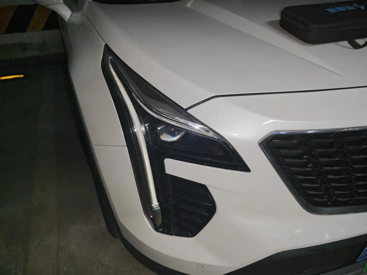Cadillac XT4 2018 28T Two-Wheel Drive Leading Version — миниатюра 7