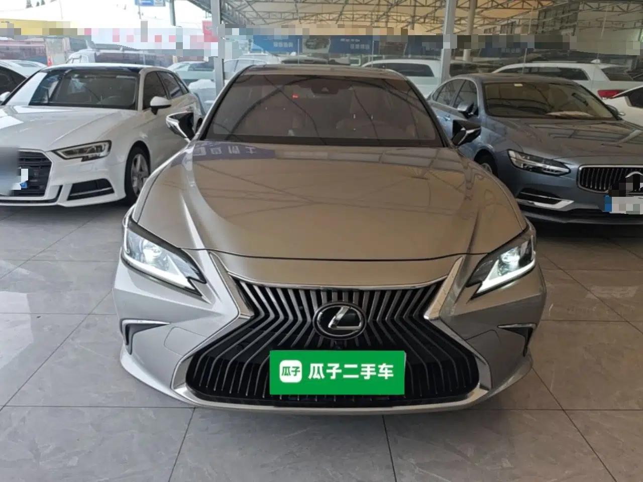 Lexus ES 2020 200 Excellence Edition — миниатюра 2