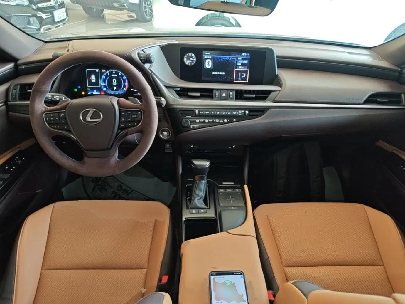 Lexus ES 2020 200 Excellence Edition — миниатюра 12