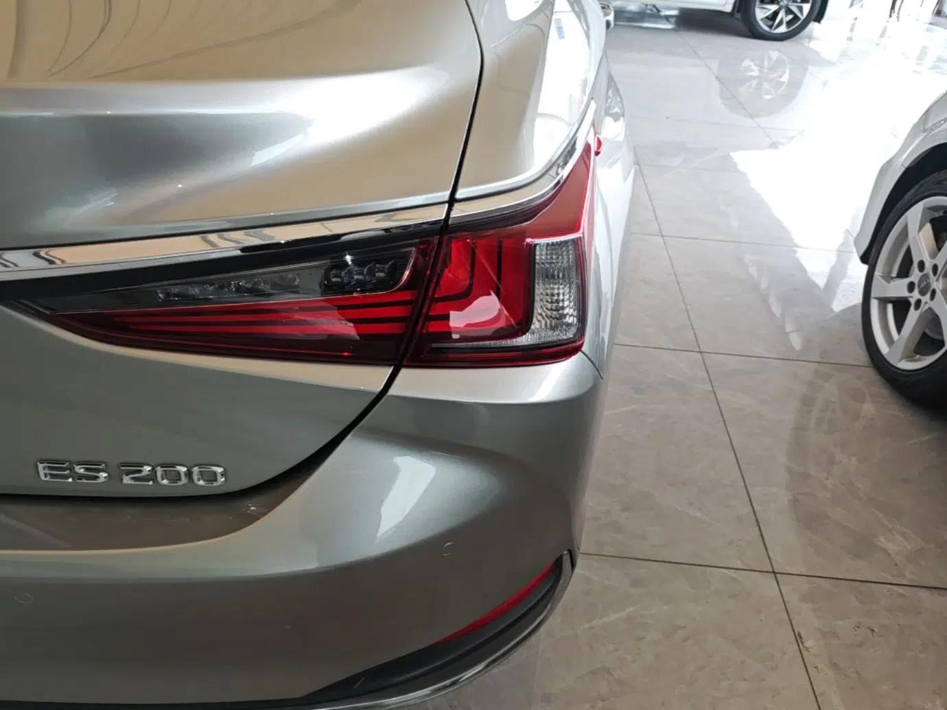 Lexus ES 2020 200 Excellence Edition — миниатюра 9