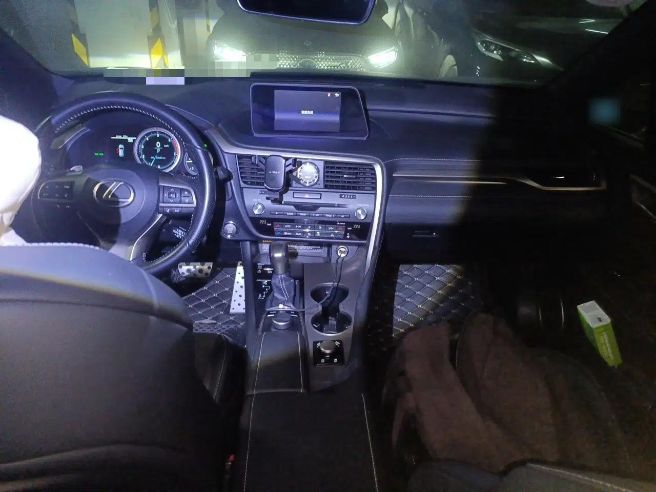 Lexus RX 2016 300 4x4 F SPORT Version China V Standard — миниатюра 9