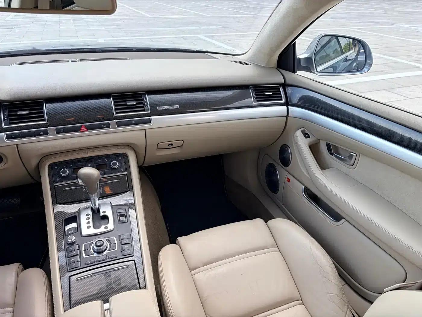 2008 Audi S8 5.2FSI quattro — миниатюра 10
